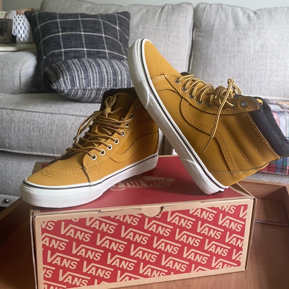 Vans Honey Leather SK8-HI MTE Size 8.5